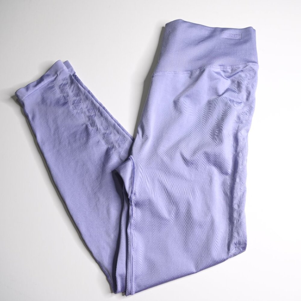 VICTORIA SECRET Lavender High Rise Satin Seamless Best Butt Leggings - Size XL